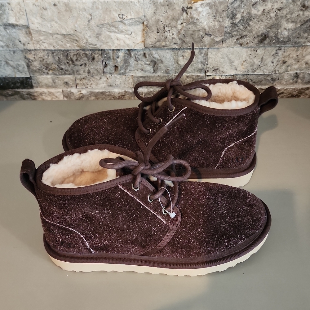 Ugg Brand New No Tag No Box Sparkly Brown Shearling Lined Chukka  Winter Boots